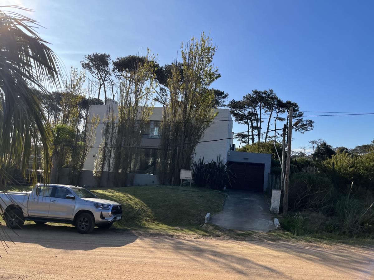 Departamento en alquiler bajo precio de mercado en Manantiales
