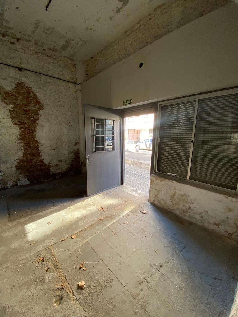 VENDO/ALQUILO local COMERCIAL, EN EXCELENTE UBICACION, AGUADA · Foto 3
