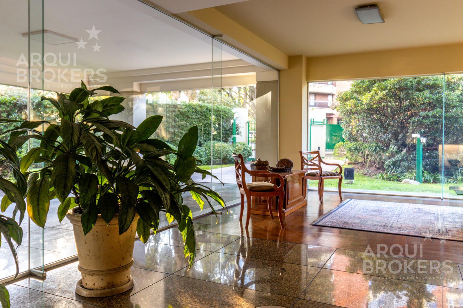 Apartamento de 3 dormitorios en alquiler equipado en Punta Carretas con garage doble · Foto 7
