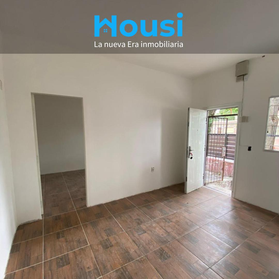 VENDO casa 2 DORMITORIOS, IDEAL INVERSORES. EN ZONA ITUZAINGO