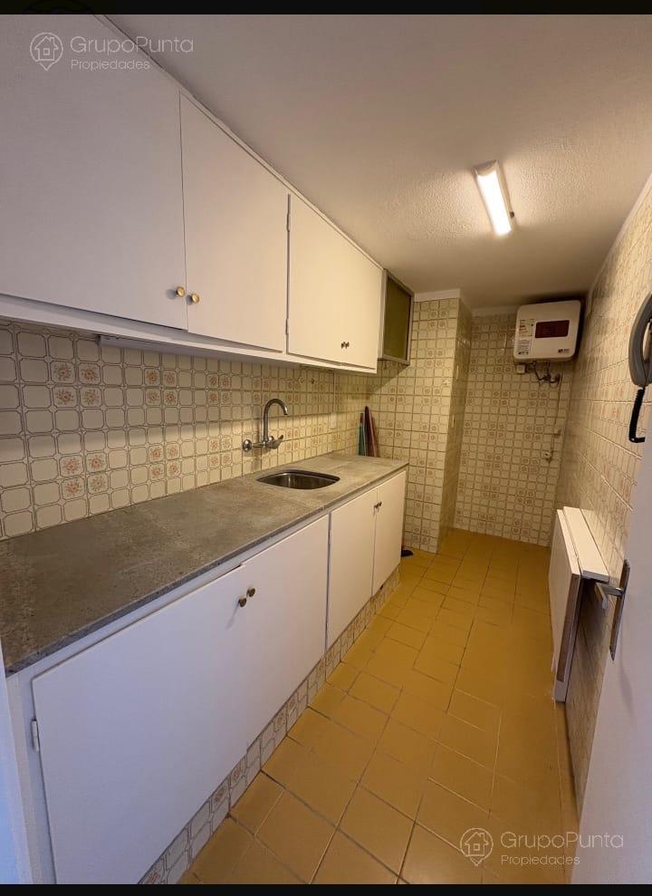 Apartamento en alquiler anual en Cantegril, Punta del Este