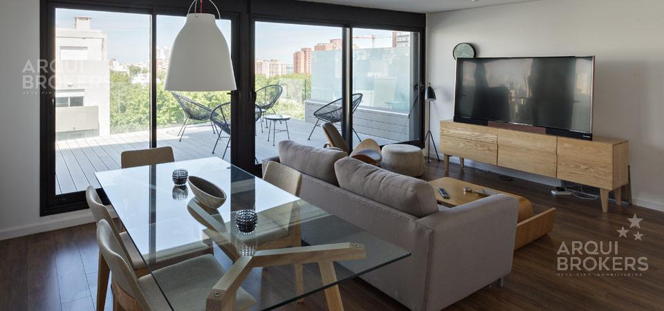 Apartamento penthouse dos dormitorios en alquiler con garaje opcional en Barrio Sur - 1001