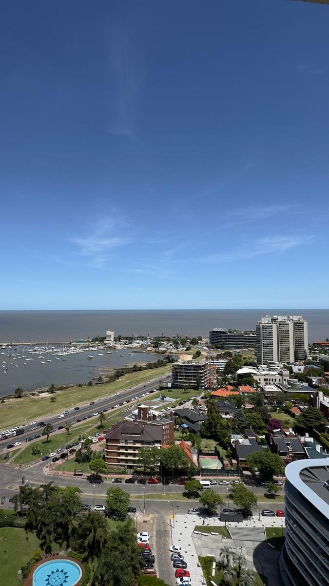 Proximo Rambla Puerto del Buceo, vista al mar, 90 m2 , terraza, gge x2, gimnasio, barbacoa !!!! · Foto 1