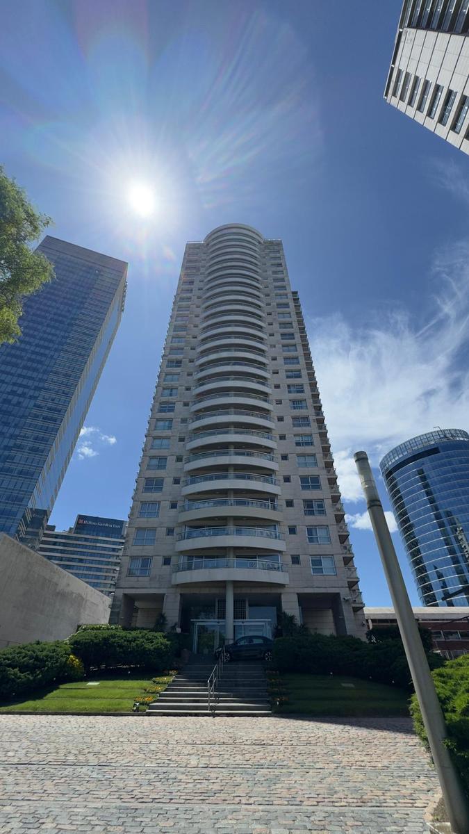Proximo Rambla Puerto del Buceo, vista al mar, 90 m2 , terraza, gge x2, gimnasio, barbacoa !!!! · Foto 4