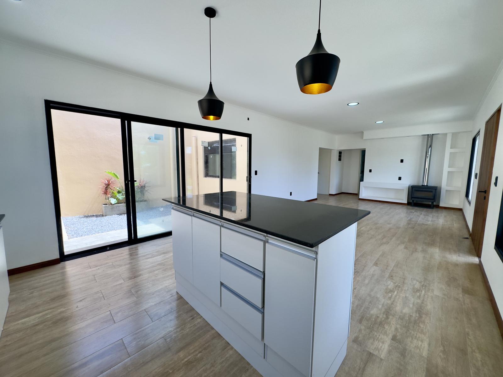 Venta | Alquiler - Casa a estrenar de 3 dormitorios en Colonia del Sacramento · Foto 5