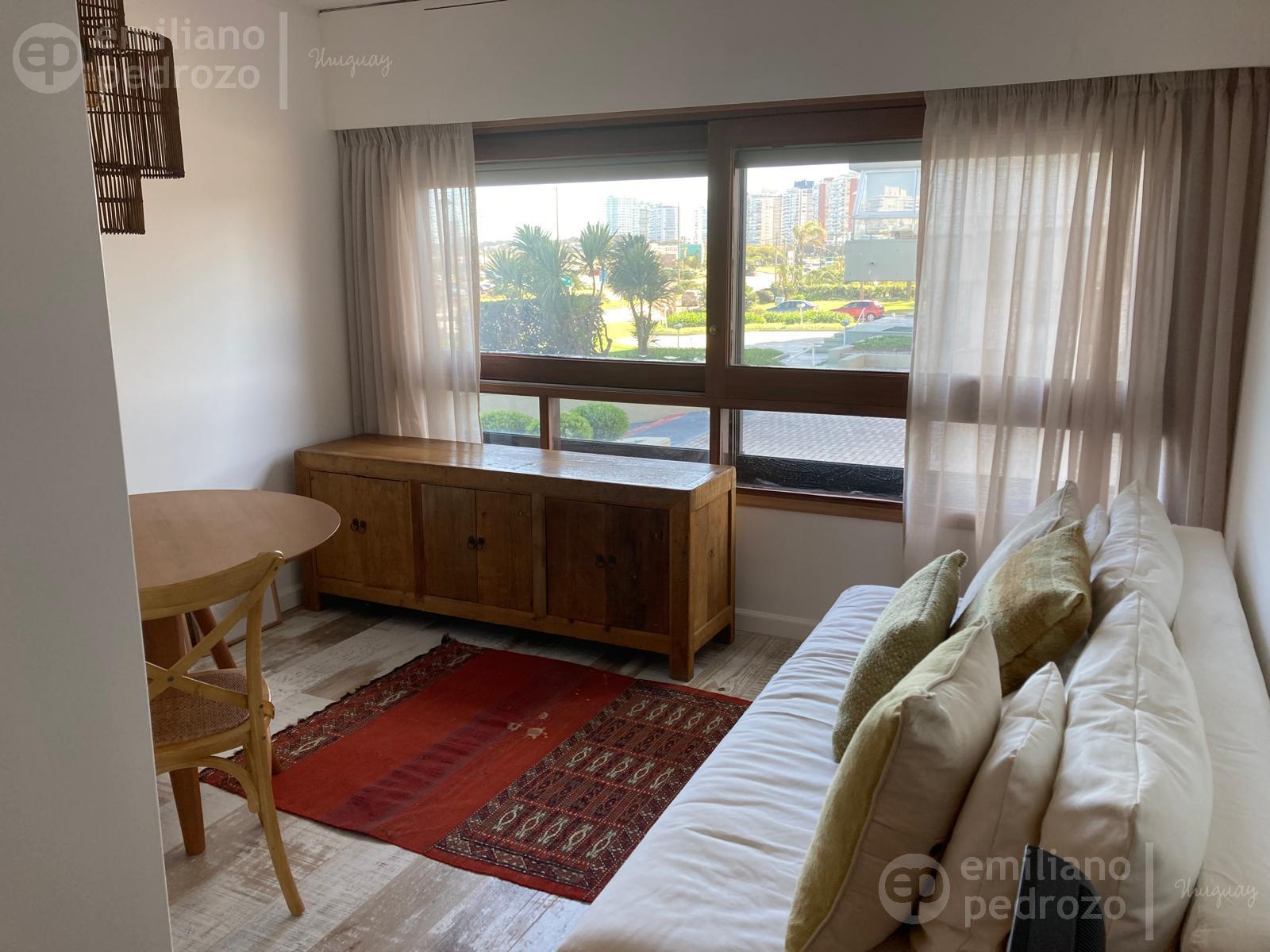 Apartamento monoambiente - Primera línea vista al mar - Playa Mansa