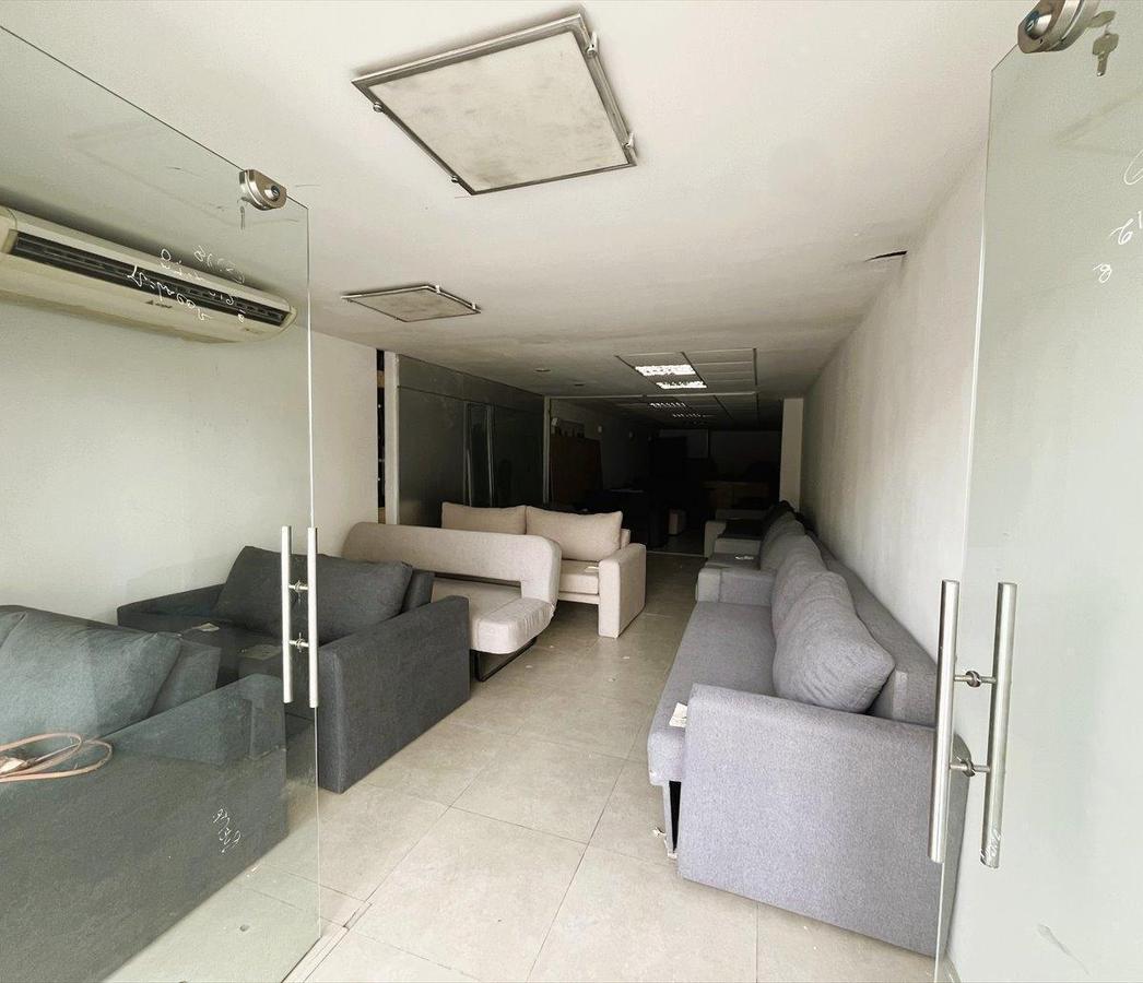 Alquiler local comercial 8 de Octubre (Larravide/Forteza) BAJO PRECIO