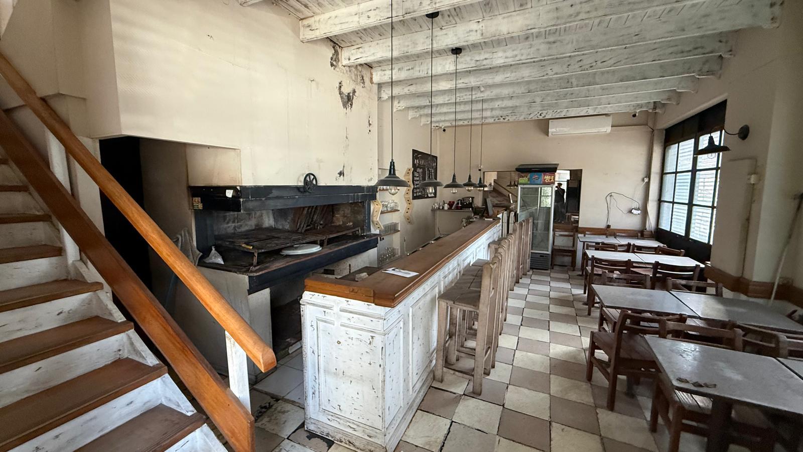 Mercado del puerto, 70 m2, excelente punto, apto gastronomía!! · Foto 2