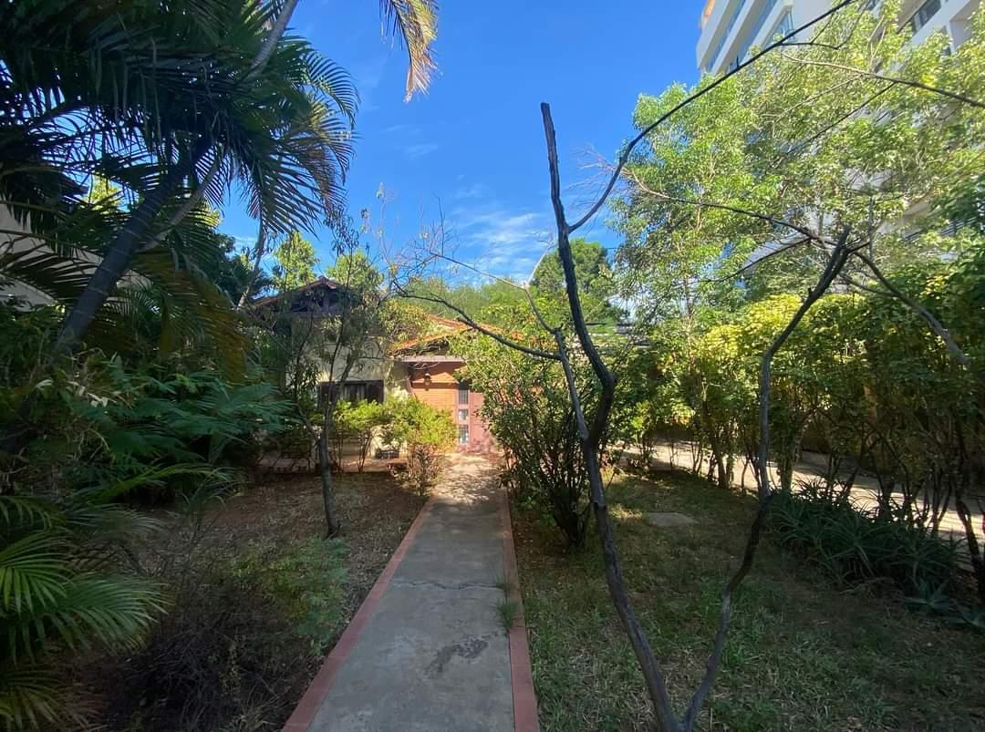 Terreno en venta 810 m2 en barrio Villa Morra Asunción — foto 3