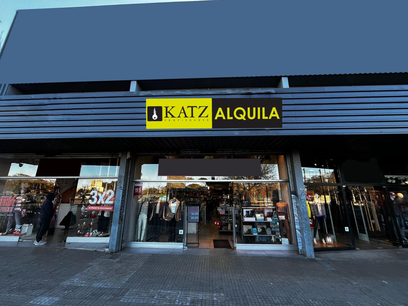 Gral. Flores,  zona outlet, 120 m2, 6 de frente, excelente punto!!