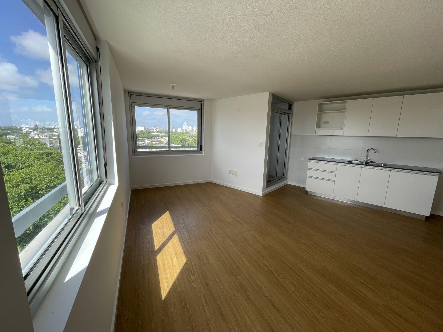 Apartamento de 3 dormitorios en Venta con RENTA, incluye Cochera, en Cordón AAP5705760