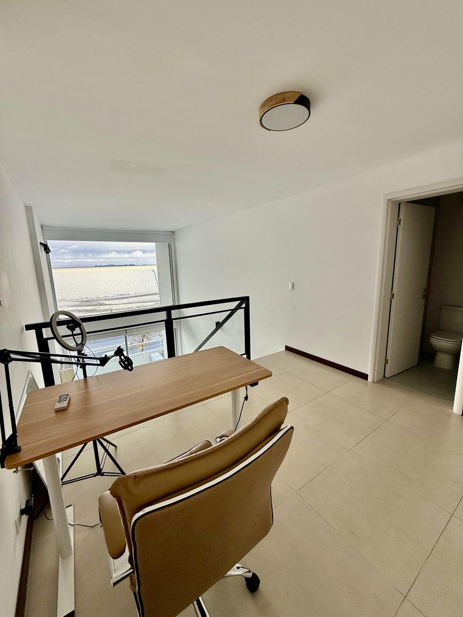 Colonia - Venta y Alquiler de Loft de 1 dormitorio en edificio Dazzler Rambla costanera · Foto 4