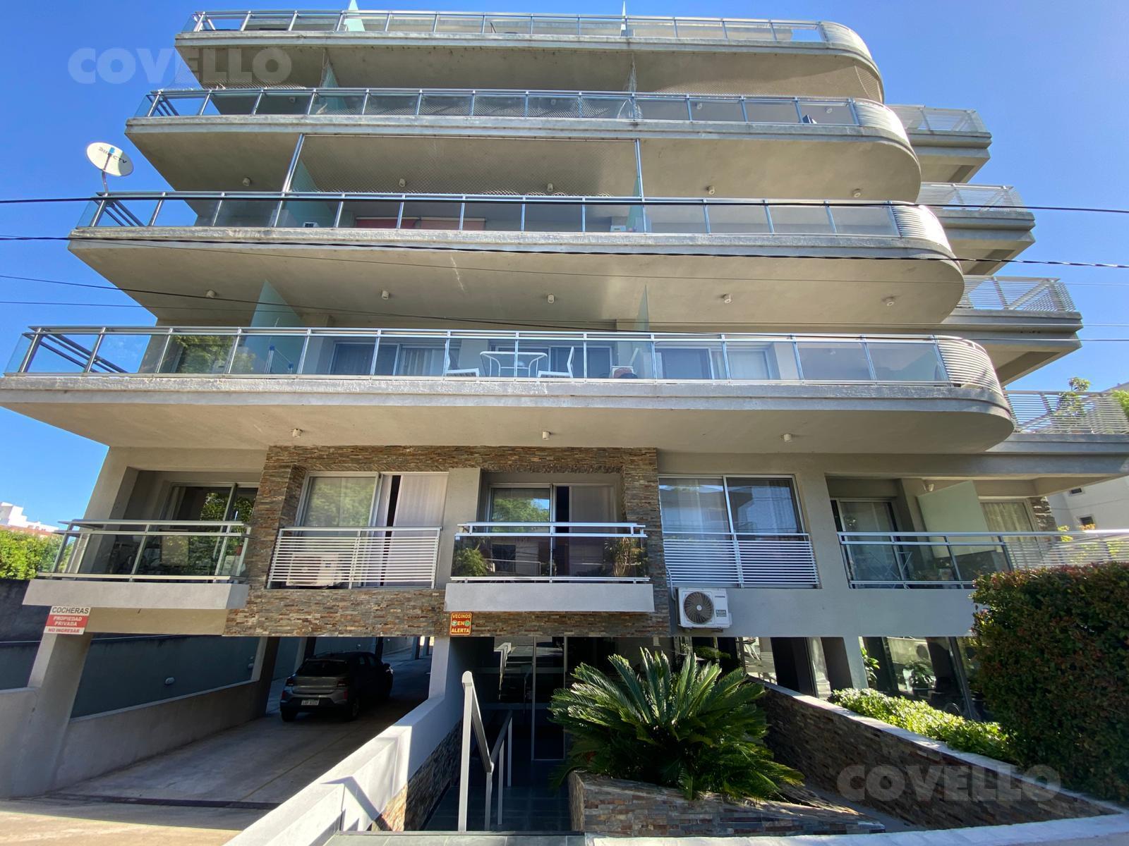 Luminoso apartamento de un dormitorio, a pasos de la playa · Foto 1