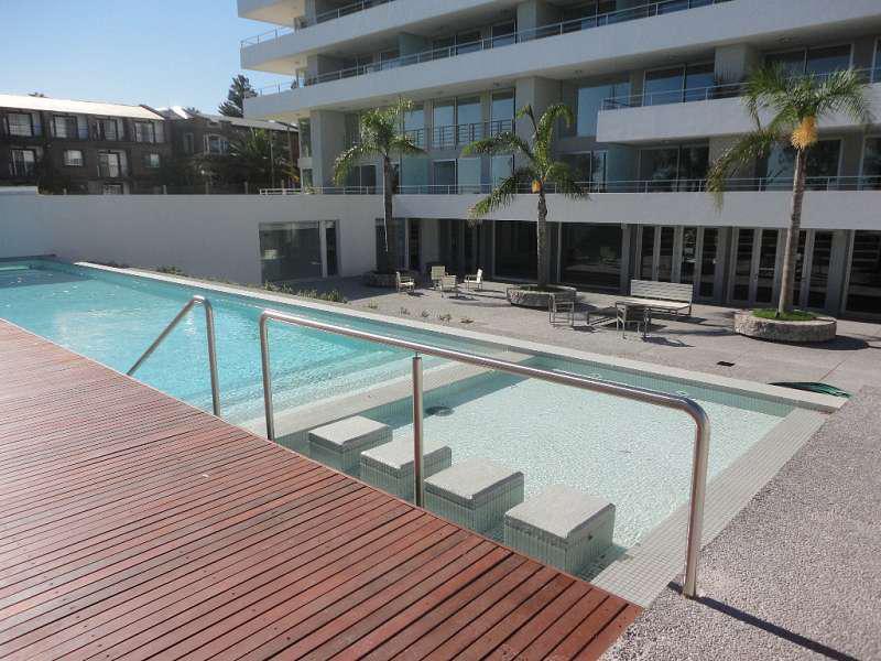 Colonia Apartamento sobre Rambla con Vista al Río · Photo 4