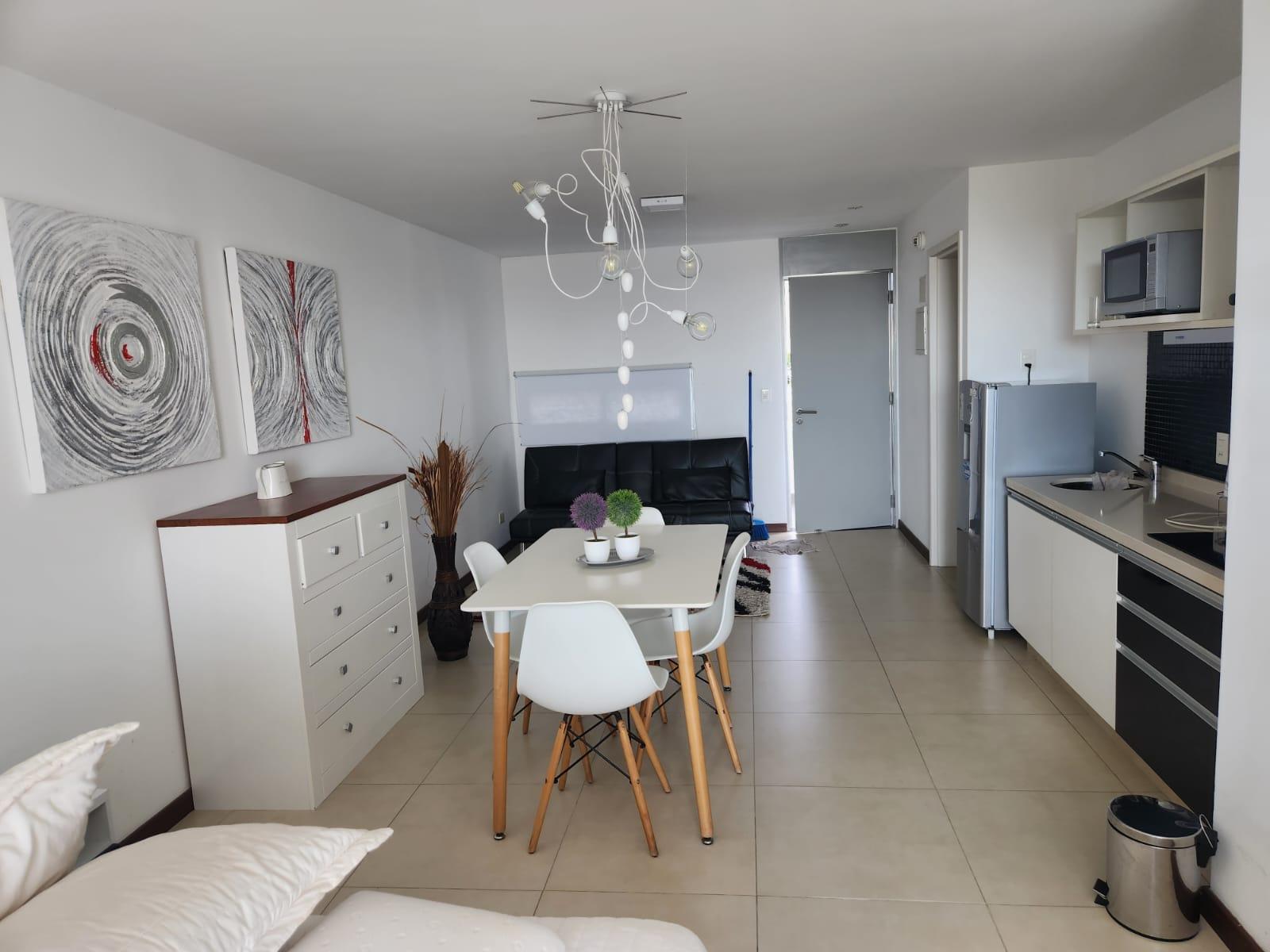 Colonia Apartamento sobre Rambla con Vista al Río · Photo 8