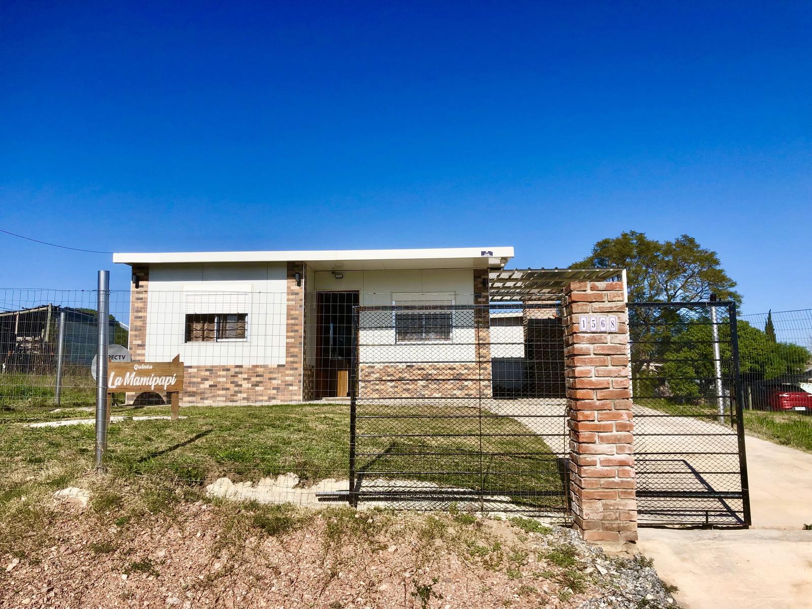 Colonia - Venta o alquiler casa de 2 dormitorios con buen terreno · Photo 1
