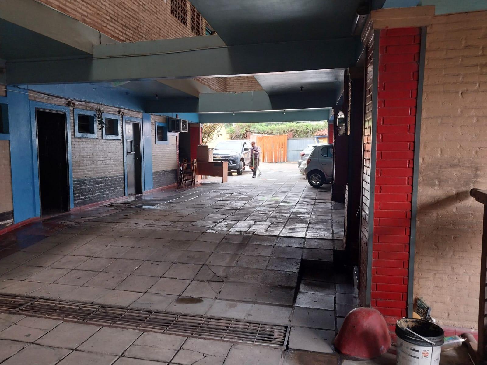 Hotel en venta 3 pisos en barrio Santa María Asunción — foto 2