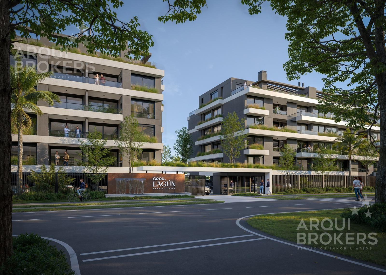 Apartamento de dos dormitorios en venta en Carrasco Este - 107 S