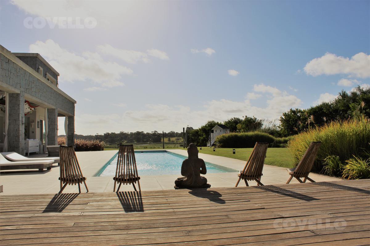 Mansión en Laguna Estates 6 dormitorios en suite Manantiales Punta del Este · Foto 2