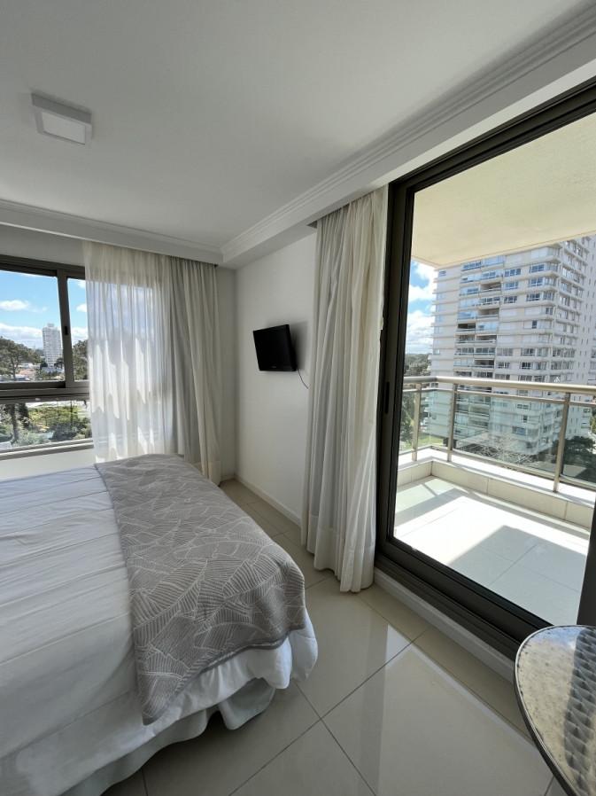 Alquiler Anual 2 dormitorios con amenities · Foto 6