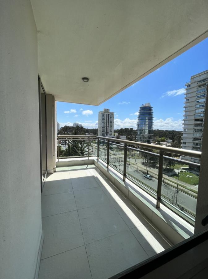 Alquiler Anual 2 dormitorios con amenities · Foto 11