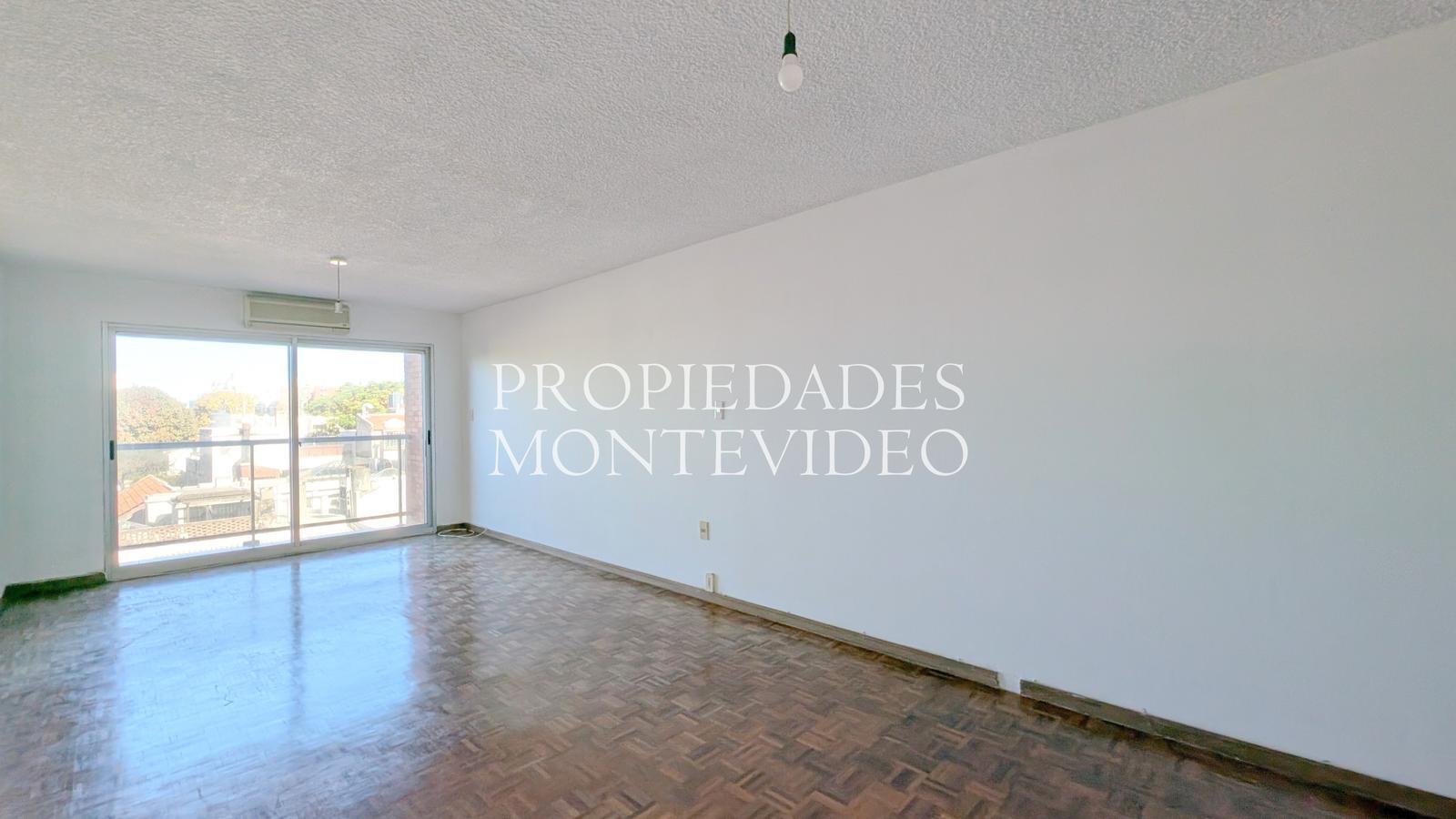 Monoambiente amplio en ALQUILER - Buceo: