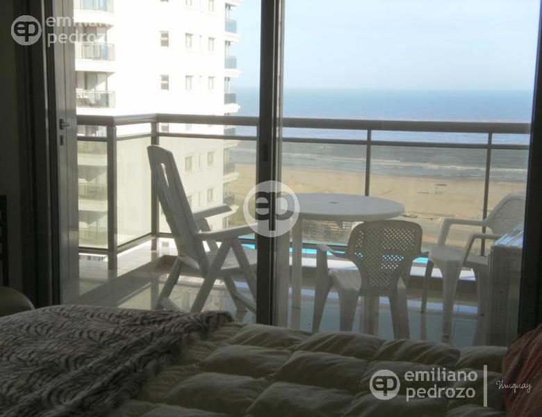 Piso alto en Brava · Foto 9