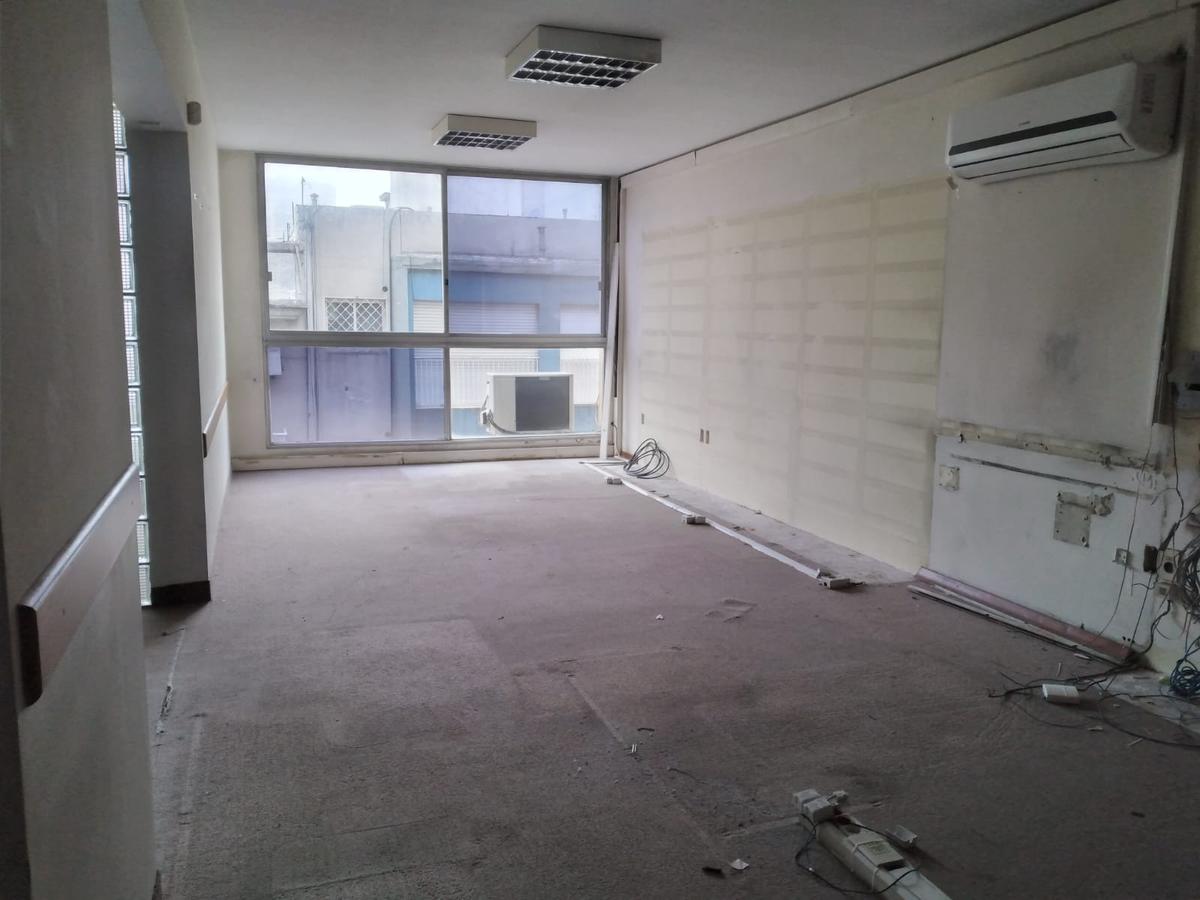 Oficina - Zabala y Sarandi · Foto 12