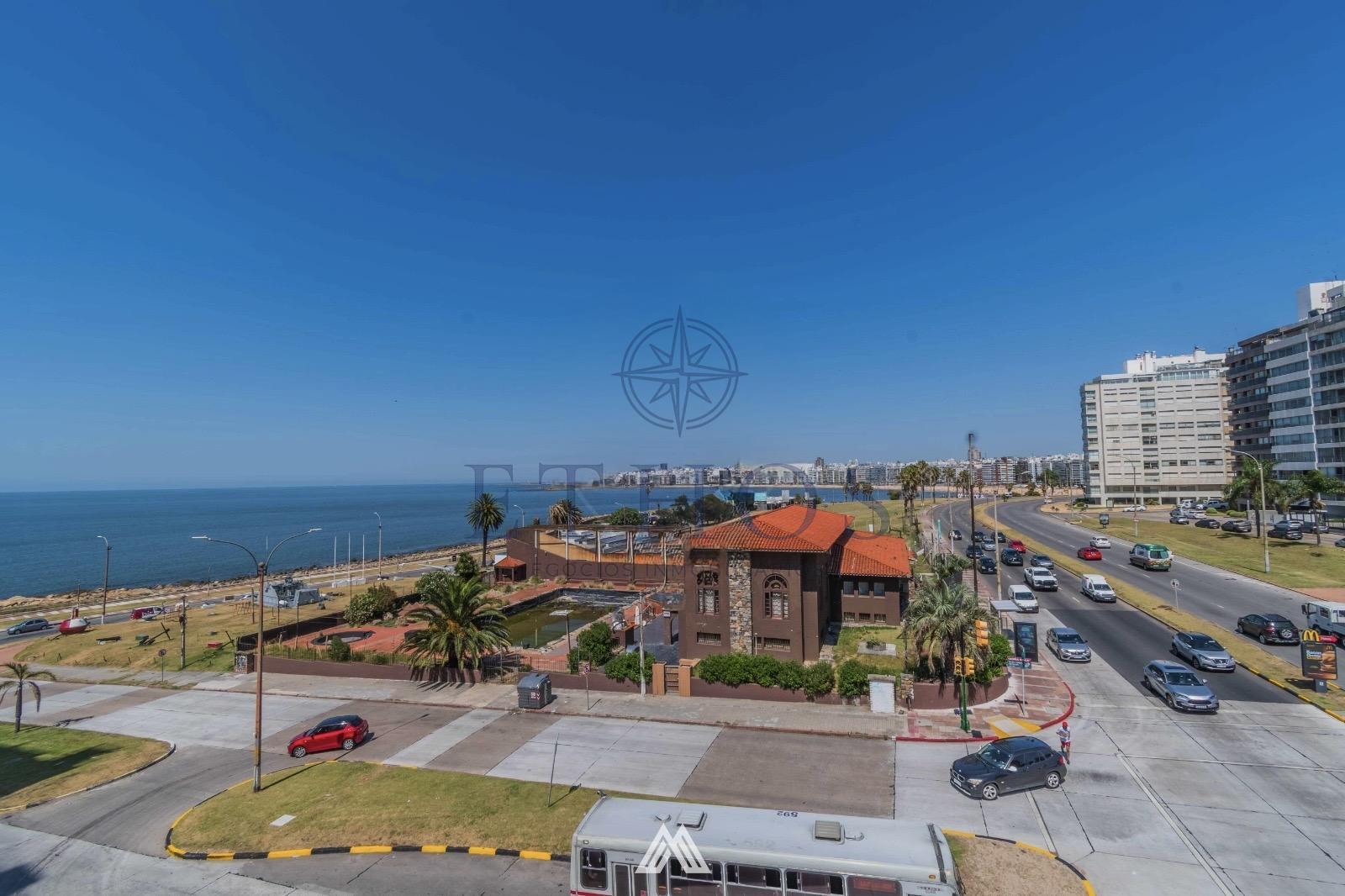 Penthouse en Pocitos, 4 dormitorios, doble garaje