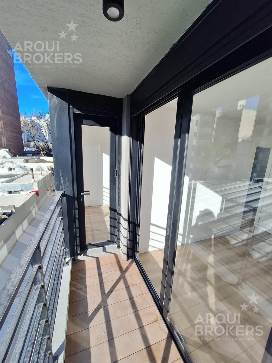 Apartamento de 1 dormitorio en alquiler en Cordón - 911