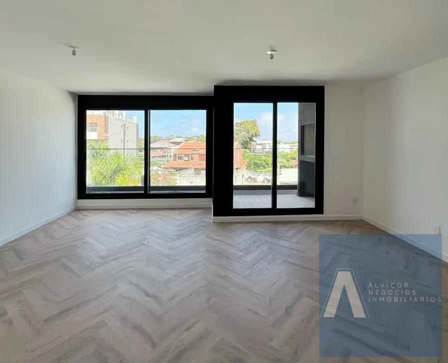 Apartamento de 2 Dormitorios en Alquiler, Incluye Garaje, Barra de Carrasco AP5053900 · Foto 2