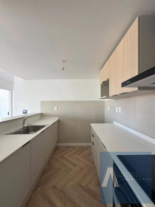 Apartamento de 2 Dormitorios en Alquiler, Incluye Garaje, Barra de Carrasco AP5053900 · Foto 4