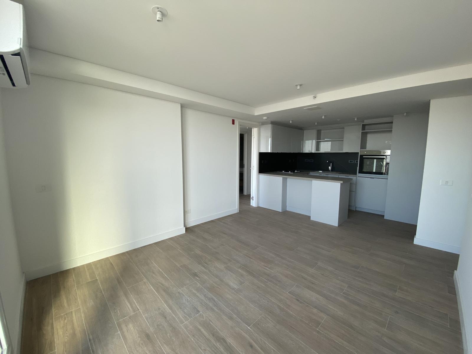 Alquiler De Apartamento De 3 Dormitorios y Garage, Piso Alto. Edificio JOY Montevideo! · Foto 3