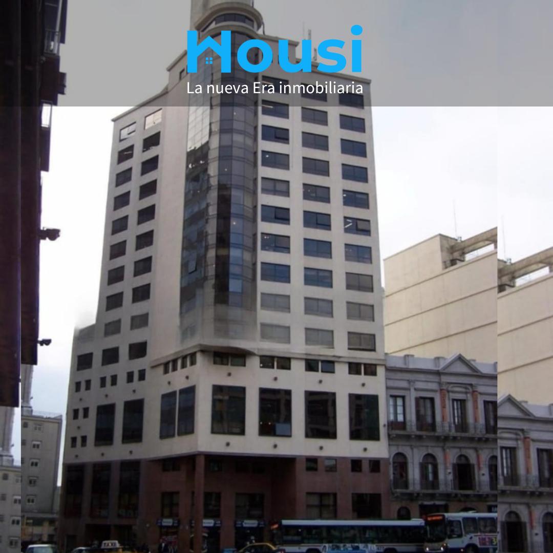 alquiler oficina Ciudad Vieja frente a Plaza Independencia. Piso 11 vista despejada