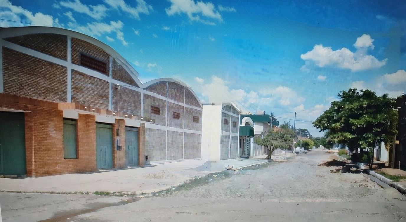 Alquiler Local Industrial con local Comercial Cerca del Mercado de Abasto — foto 3