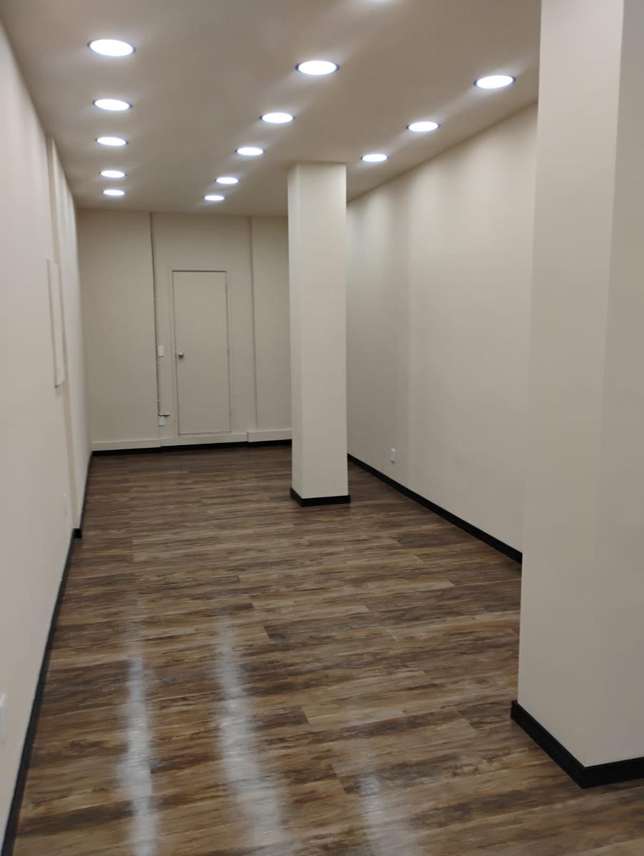 Rio Negro y San José, 40m2 con 3 metros de frente, sin gastos comunes !! · Foto 6