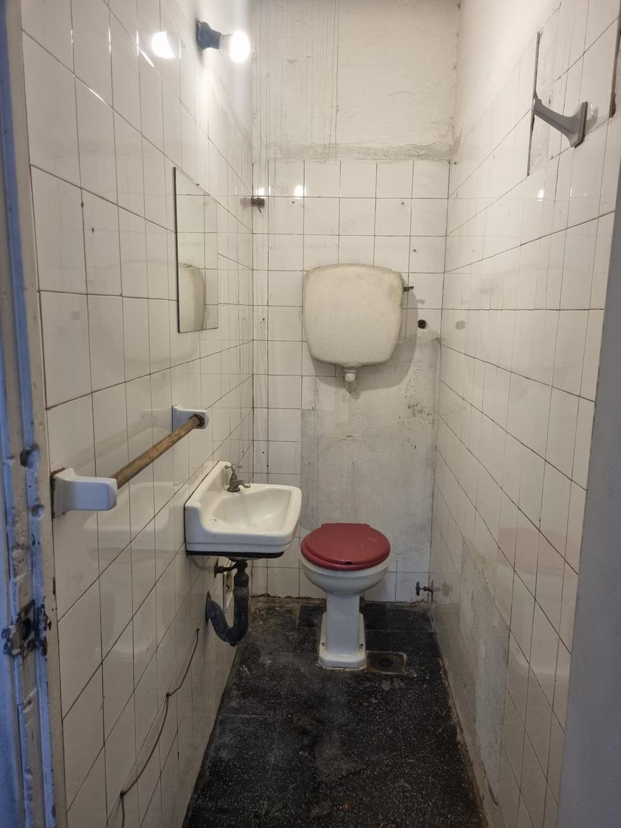 Rio Negro y San José, 40m2 con 3 metros de frente, sin gastos comunes !! · Foto 8