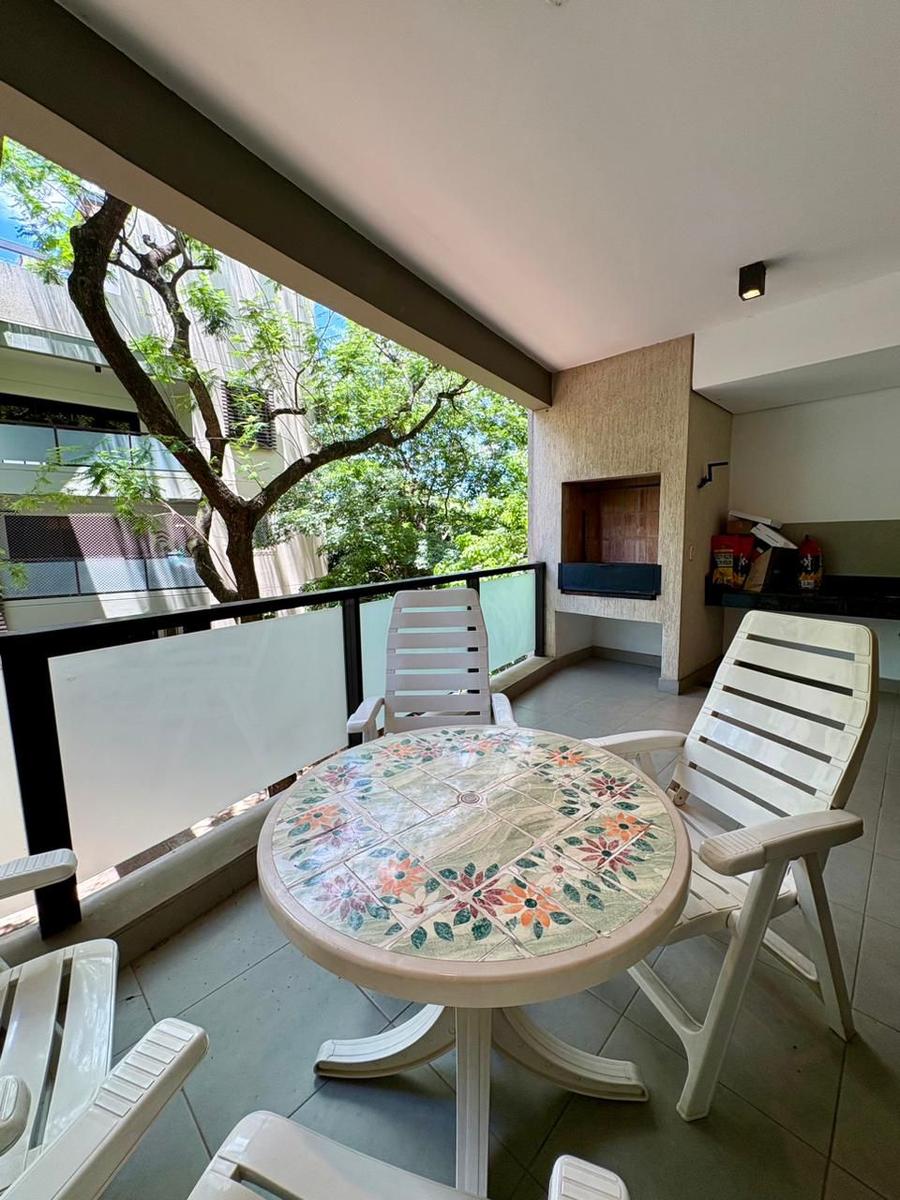 Departamento de 3 suites amoblado en Villa Morra