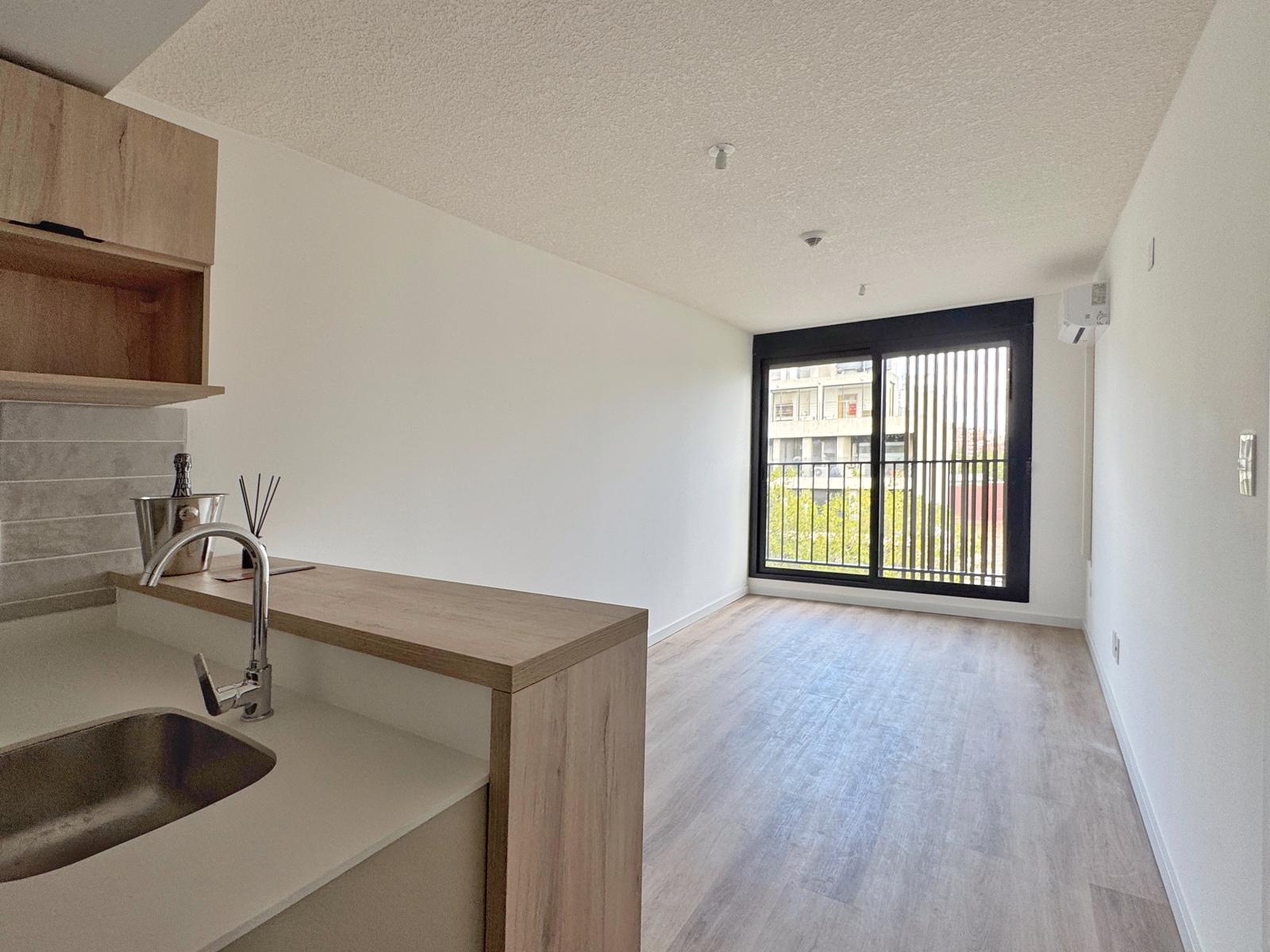 Alquiler de apartamento de un dormitorio con balcón en La Blanqueada, Montevideo · Foto 1