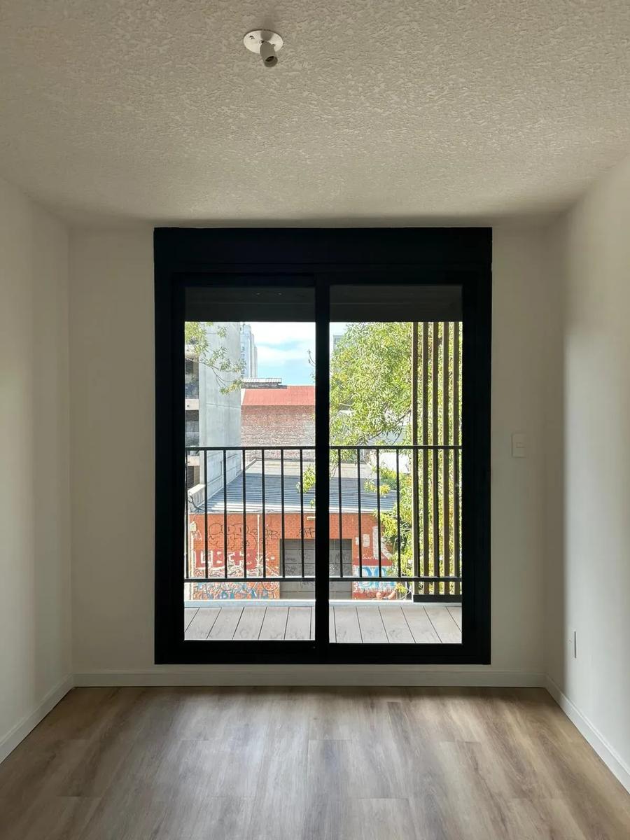 Alquiler de apartamento 1 dormitorio con balcón en La blanqueada, Montevideo · Foto 2