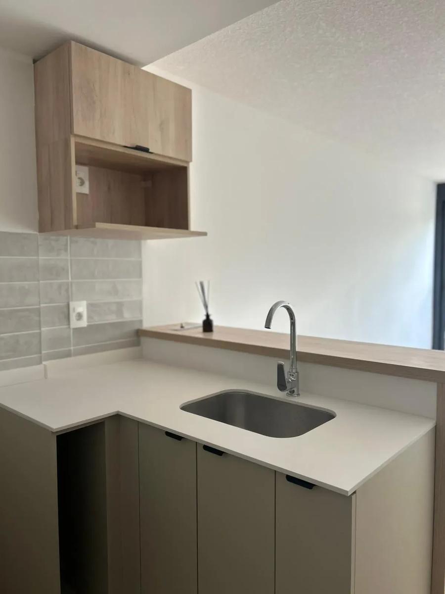 Alquiler de apartamento 1 dormitorio con balcón en La blanqueada, Montevideo · Foto 3