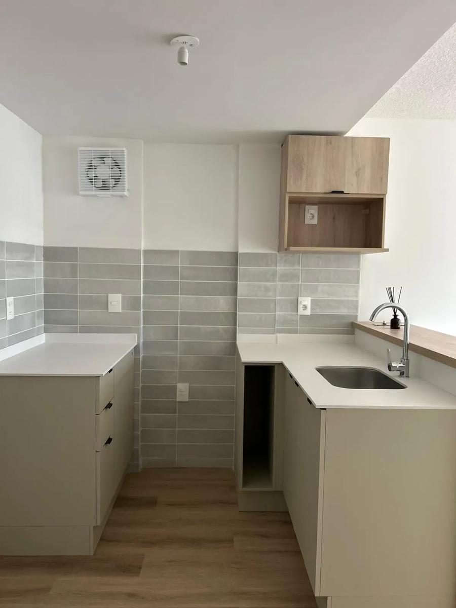Alquiler de apartamento 1 dormitorio con balcón en La blanqueada, Montevideo · Foto 4