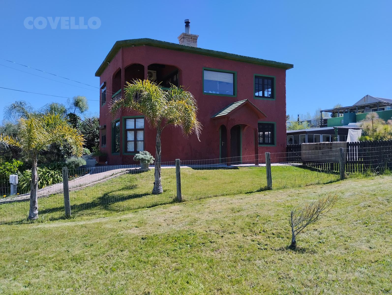 Casa en alquiler en el Chorro a metros de la playa