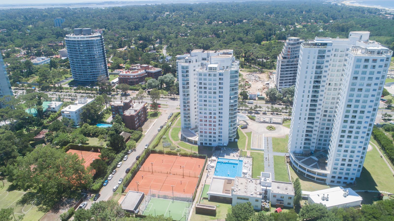 Apartamento Penthouse sobre Av. Roosevelt
