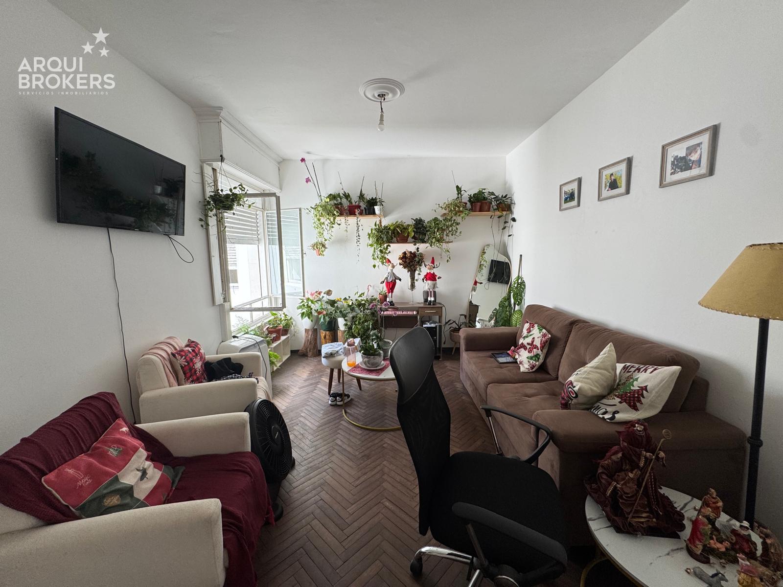 Apartamento de dos dormitorios en venta con renta en Tres Cruces - 202