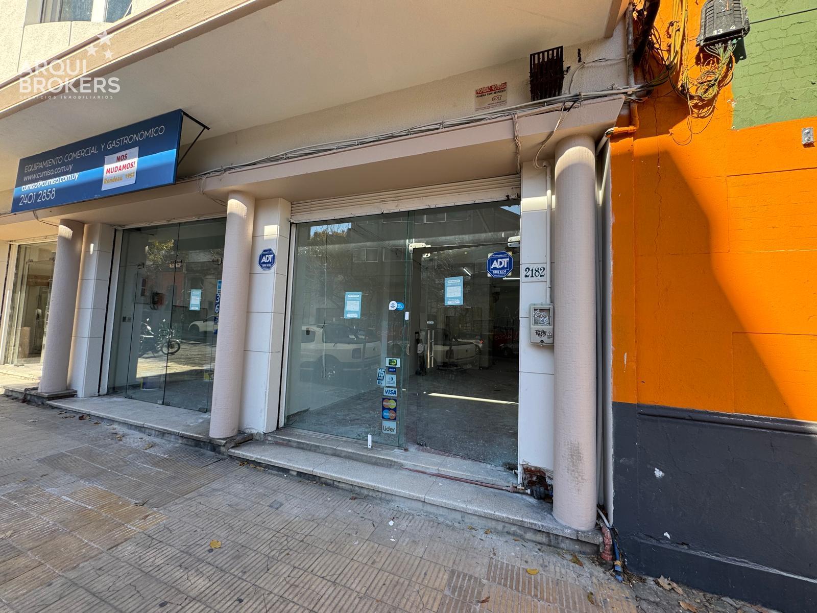 Local comercial en venta en Tres Cruces - 004