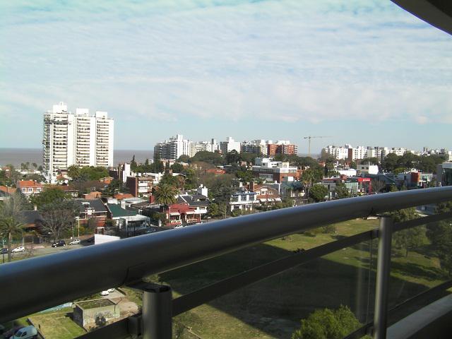 Torres Náuticas - Piso 8 al frente - 3 dorm  con gge doble