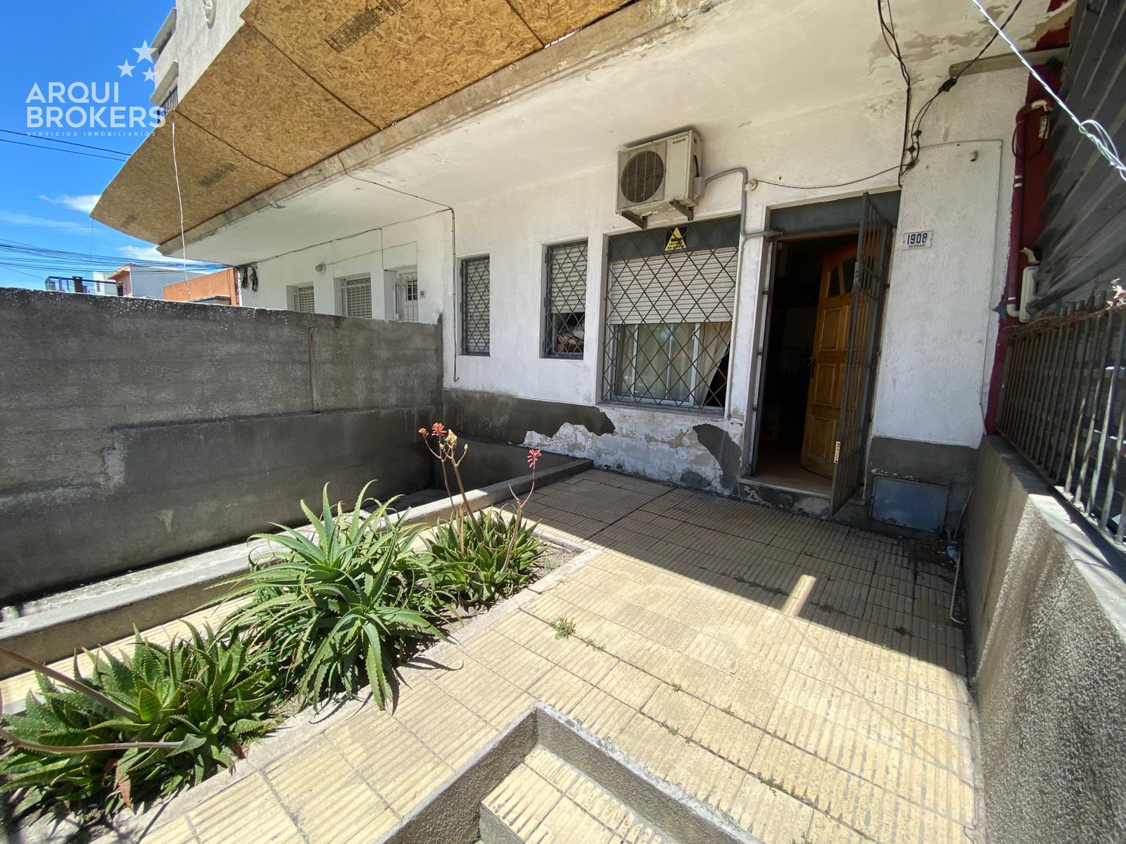 Apartamento de un dormitorio en alquiler con patio en Malvín - 002