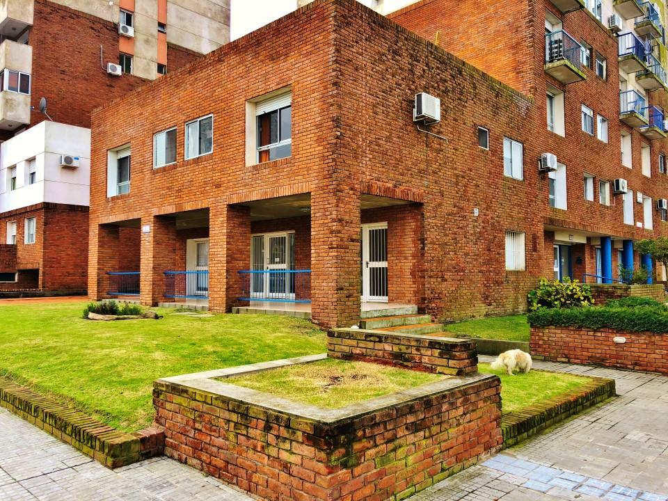 Alquiler de Local en el centro de Colonia · Foto 1