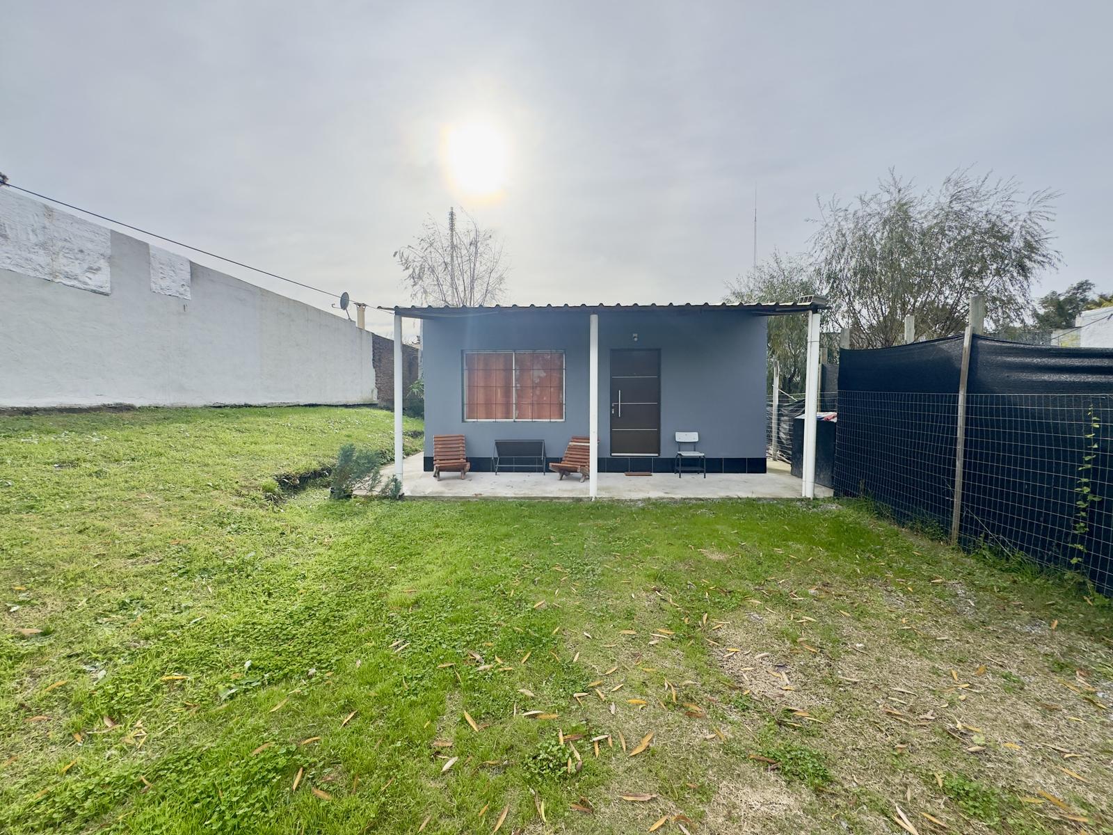 Casa monoambiente con o sin muebles en Alquiler en Colonia del Sacramento · Foto 1
